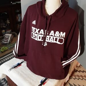 Texas A&M Maroon Pullover Sweatshirt by Adidas in XL size (B-7)